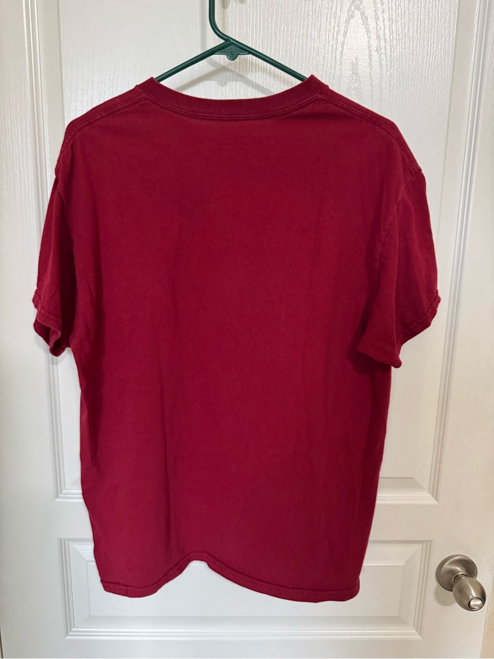 Last Call Co Men’s Maroon Graphic T-Shirt - Picture 2 of 2